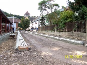 Gemeinde Kospoda,
Ausbau der Straße zum Schloß